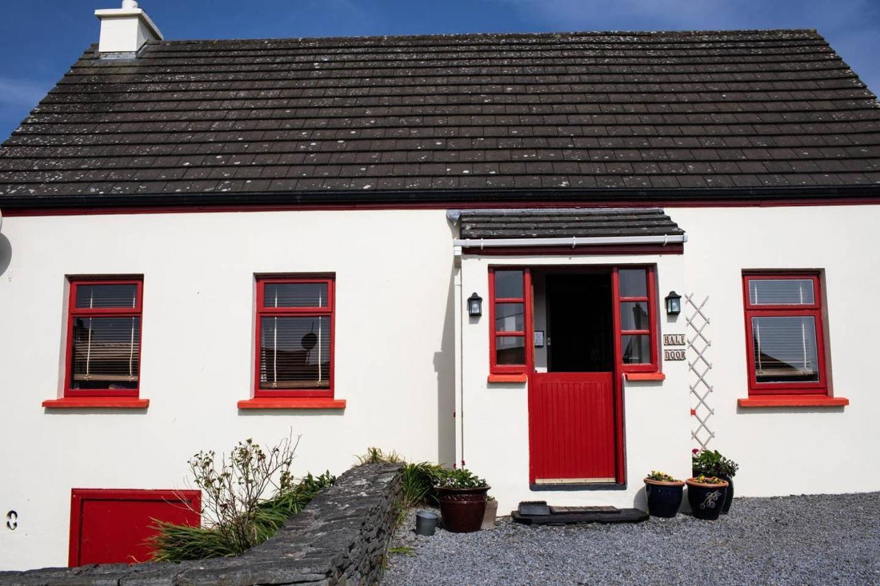 Half Door Cottage Doolin Exterior photo