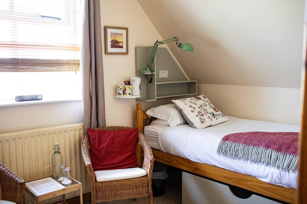 Half Door Cottage Doolin Exterior photo